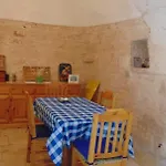 Trullo Oasi Di Pace * チェーリエ・メッサーピカ